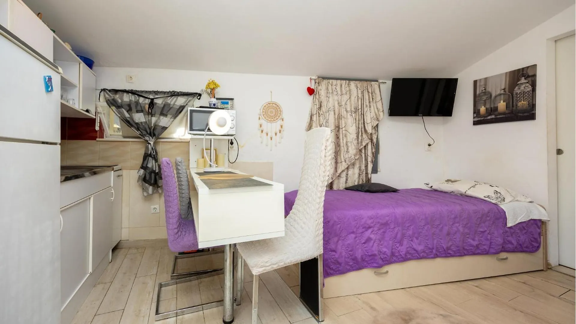 Awesome Apartment In Split With Kitchen Croatia